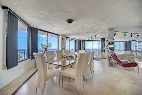 Sherwin Condominium 1801