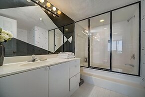 Sherwin Condominium 1801