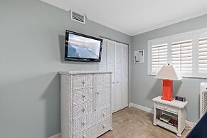 Sea Coast Gardens II 109