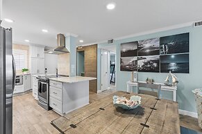 Sea Coast Gardens II 109