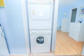 Colony Beach Club 201