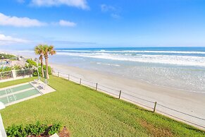 Colony Beach Club 201