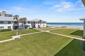 Colony Beach Club 248