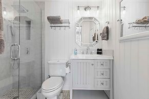 Colony Beach Club 248