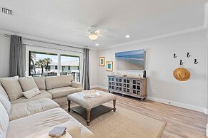 Colony Beach Club 248