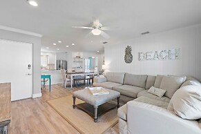 Colony Beach Club 248