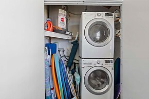 Colony Beach Club 248