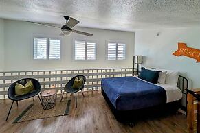 The Intercoastal #205 - Beachy Chic