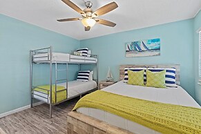 The Shores Club 1105