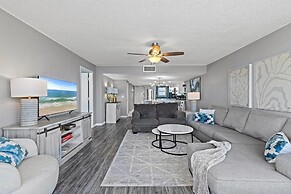 The Shores Club 1105