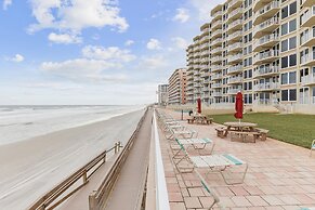 The Shores Club 1105