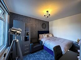 Charming Dartford Apartment - Ideal for Explorers!