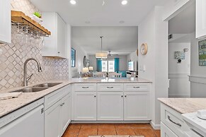 Sea Coast Gardens II 410