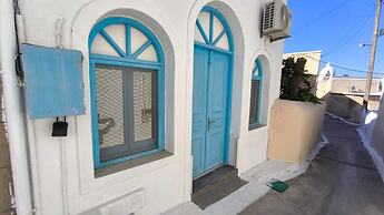 Santorini Karterados Retreat by GHH