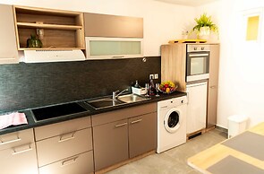 Santorini Karterados Retreat by GHH