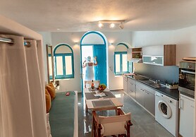 Santorini Karterados Retreat by GHH