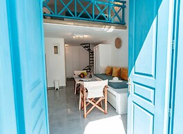 Santorini Karterados Retreat by GHH