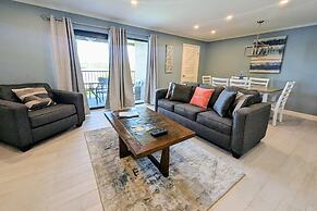 Sea Club #25 - Dolphin's Watch