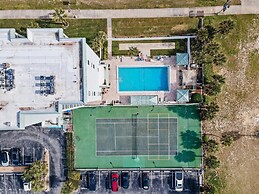 Ocean Terrace Club 601