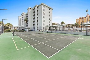 Ocean Terrace Club 601