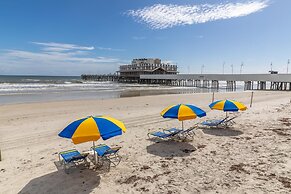 Ocean Terrace Club 601