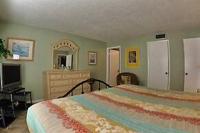 Sea Club #6 - Footprints in the Sand