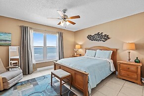 Sea Coast Gardens II 301