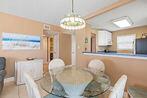 Sea Coast Gardens II 301