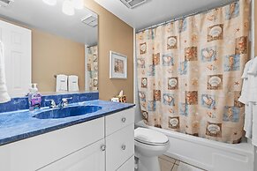 Sea Coast Gardens II 301