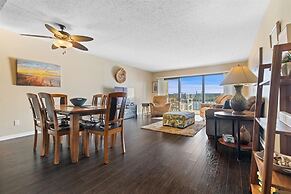 Sea Club #102 - Another Day in Paradise