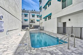 Azul Townhomes C1 - Sol Retreat
