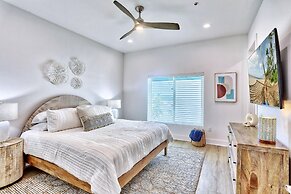 Azul Townhomes C1 - Sol Retreat