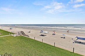 Colony Beach Club 250