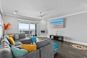 Colony Beach Club 250