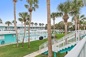 Coronado Arms Condominiums B-18