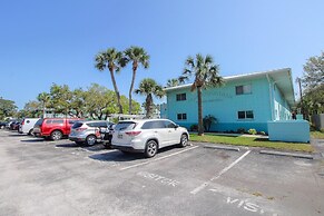 Coronado Arms Condominiums B-18