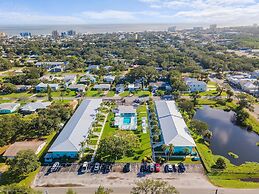 Coronado Arms Condominiums B-18