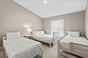 Oceans 25- Lazy Beach Days