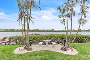 Sea Club #402 - Isle Be Back