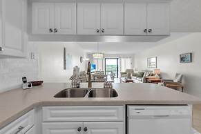 Sea Club #402 - Isle Be Back