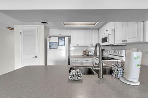 Sea Club #402 - Isle Be Back