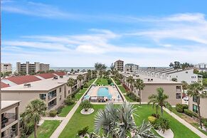 Sea Club #402 - Isle Be Back