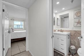 Sea Club #402 - Isle Be Back