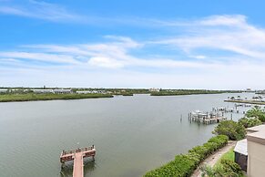 Sea Club #402 - Isle Be Back