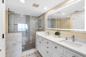 Portofino Island Resort 2-805