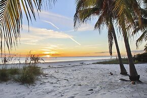 Beach House Paradise