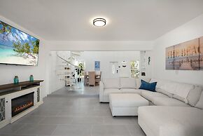 Beach House Paradise