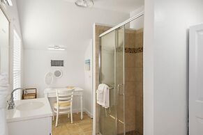 Beach House Paradise