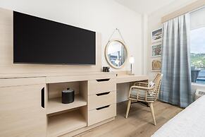 Hampton by Hilton St. Thomas