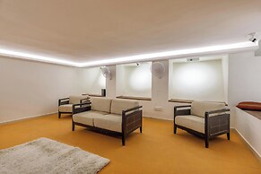 Azura Villa by Stayjadegardenhome Theatreluxury